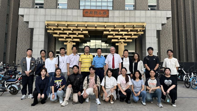 1726046153972064844.jpg 210.jpg