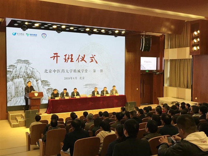 1555561668507008434.jpg 718721555.jpg