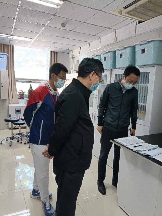 1652607490048056874.jpg 2.jpg