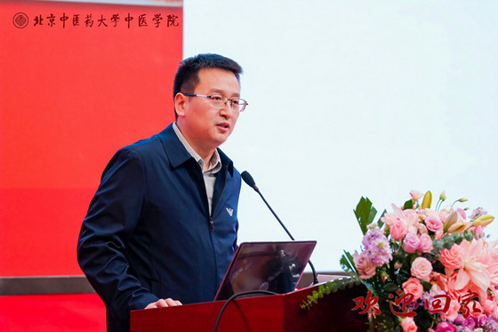 1729581366534058398.jpg 393.jpg